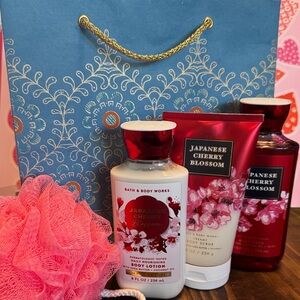 Bath & Body Works Japanese Cherry Blossom Trio